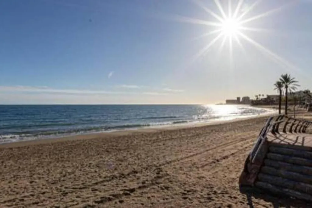 Stylish Seaside 3 Bed Apartment With Terrace + Sea View Benalmadena 0*,