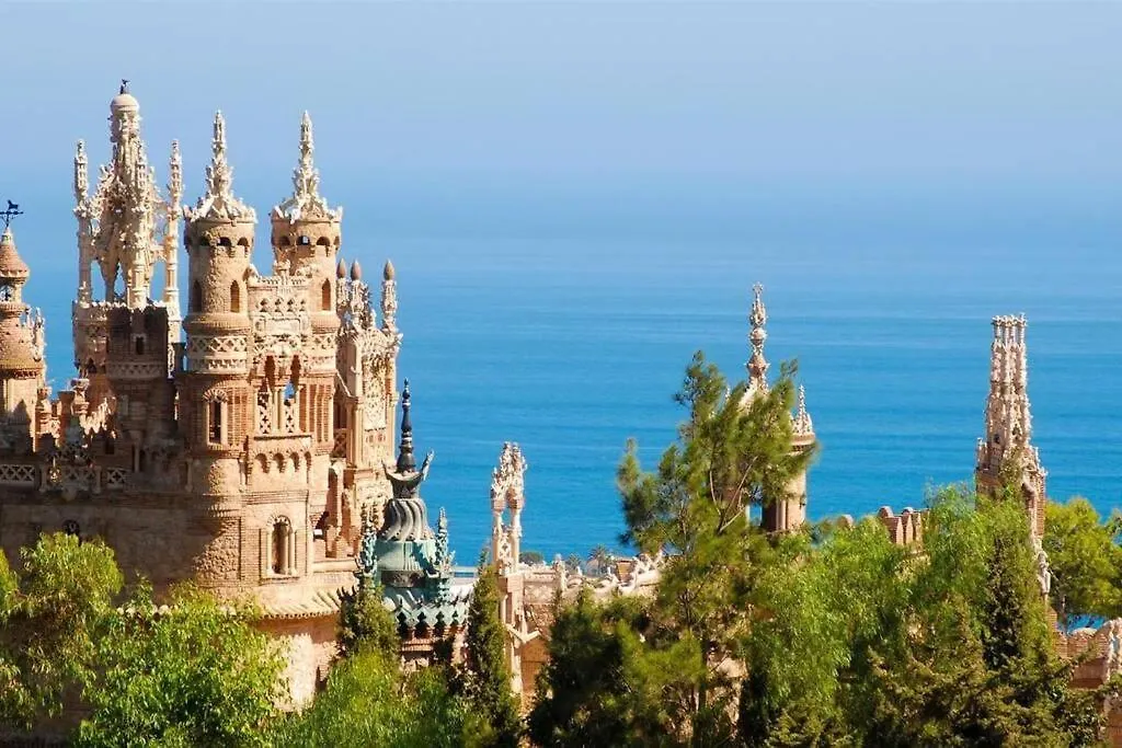 Stylish Seaside 3 Bed Apartment With Terrace + Sea View Benalmadena