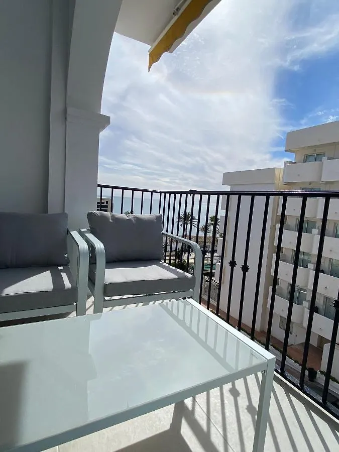 Stylish Seaside 3 Bed Apartment With Terrace + Sea View Benalmadena