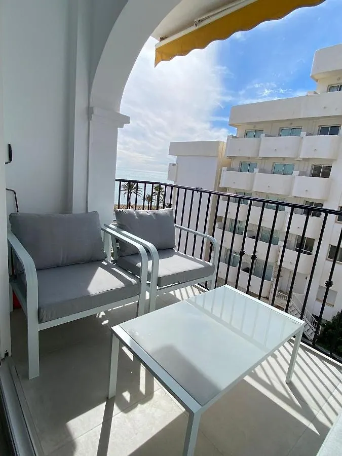 Stylish Seaside 3 Bed Apartment With Terrace + Sea View Benalmadena