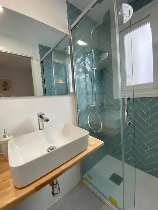 Stylish Seaside 3 Bed Apartment With Terrace + Sea View Benalmadena 0*,  Spain